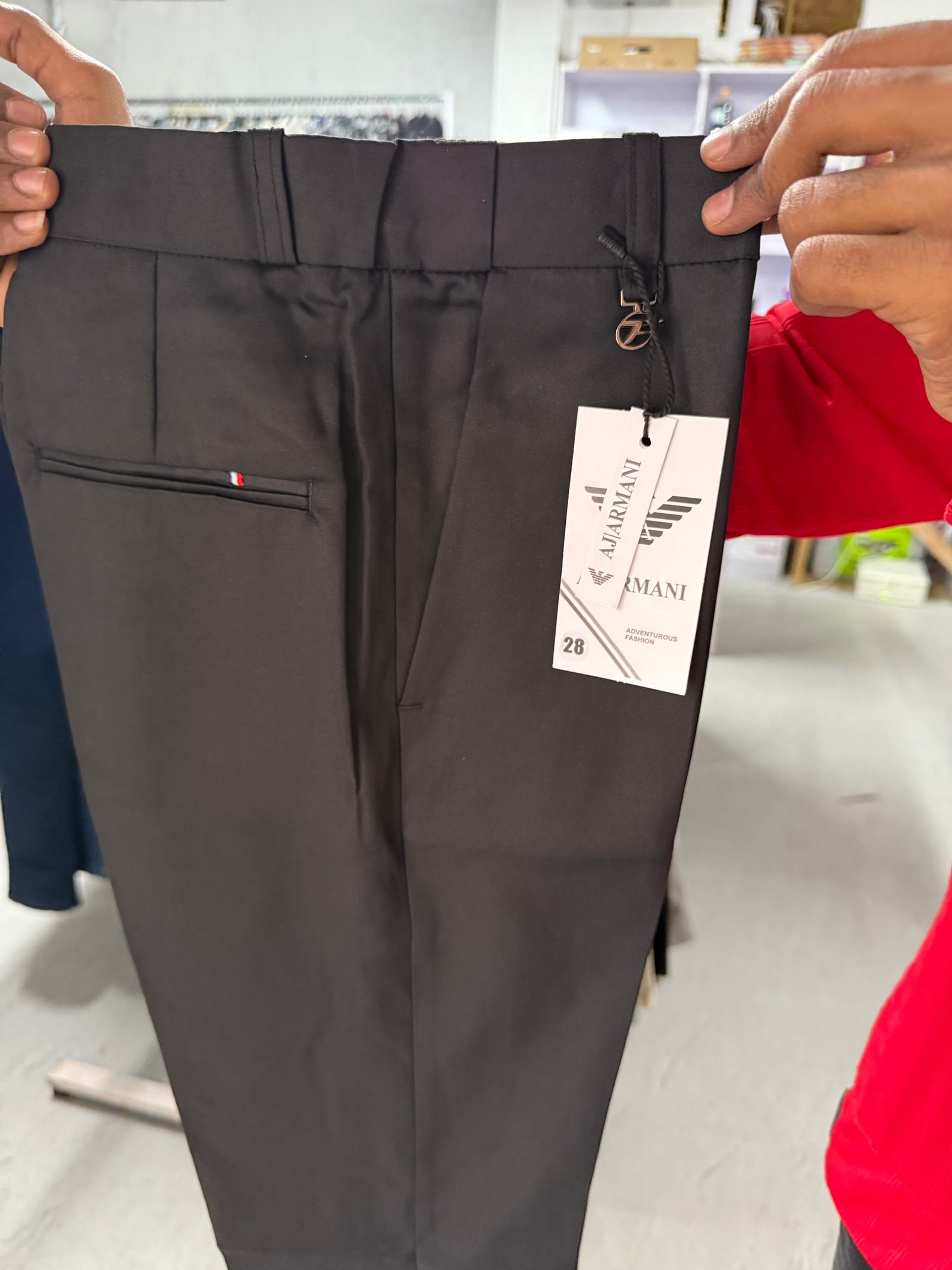 Adjustable polo fit